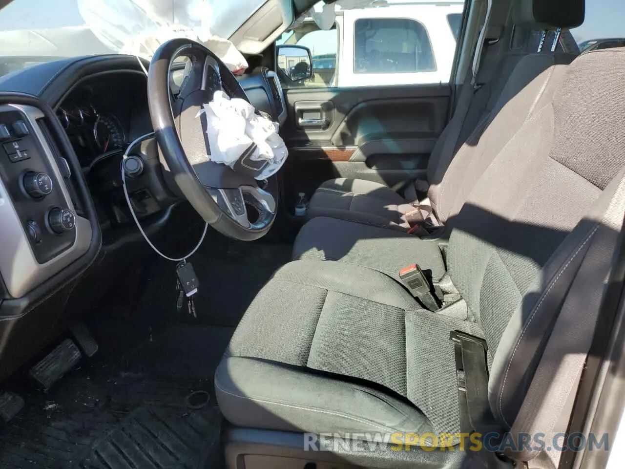 7 Photograph of a damaged car 2GTV2MEC9K1188826 GMC SIERRA 2019