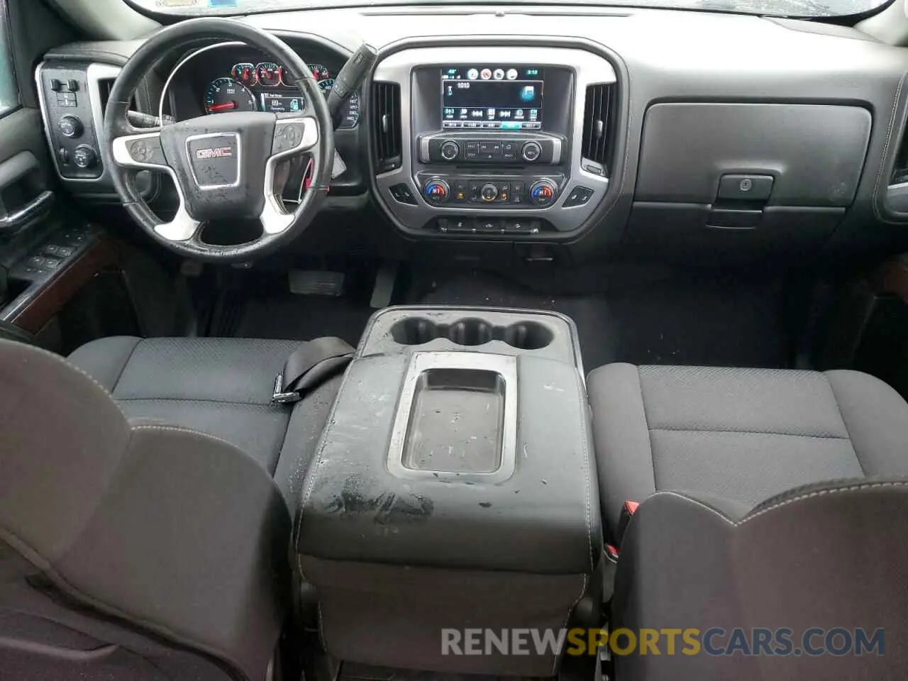 8 Photograph of a damaged car 2GTV2MEC9K1238804 GMC SIERRA 2019