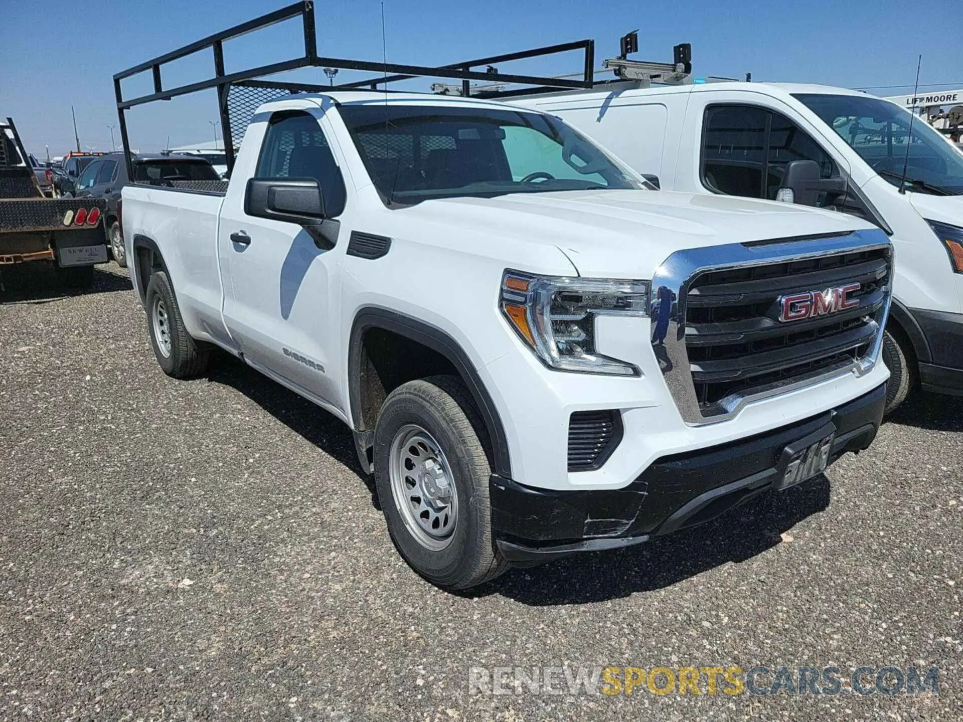 11 Photograph of a damaged car 3GTN8AEF8KG189531 GMC SIERRA 2019