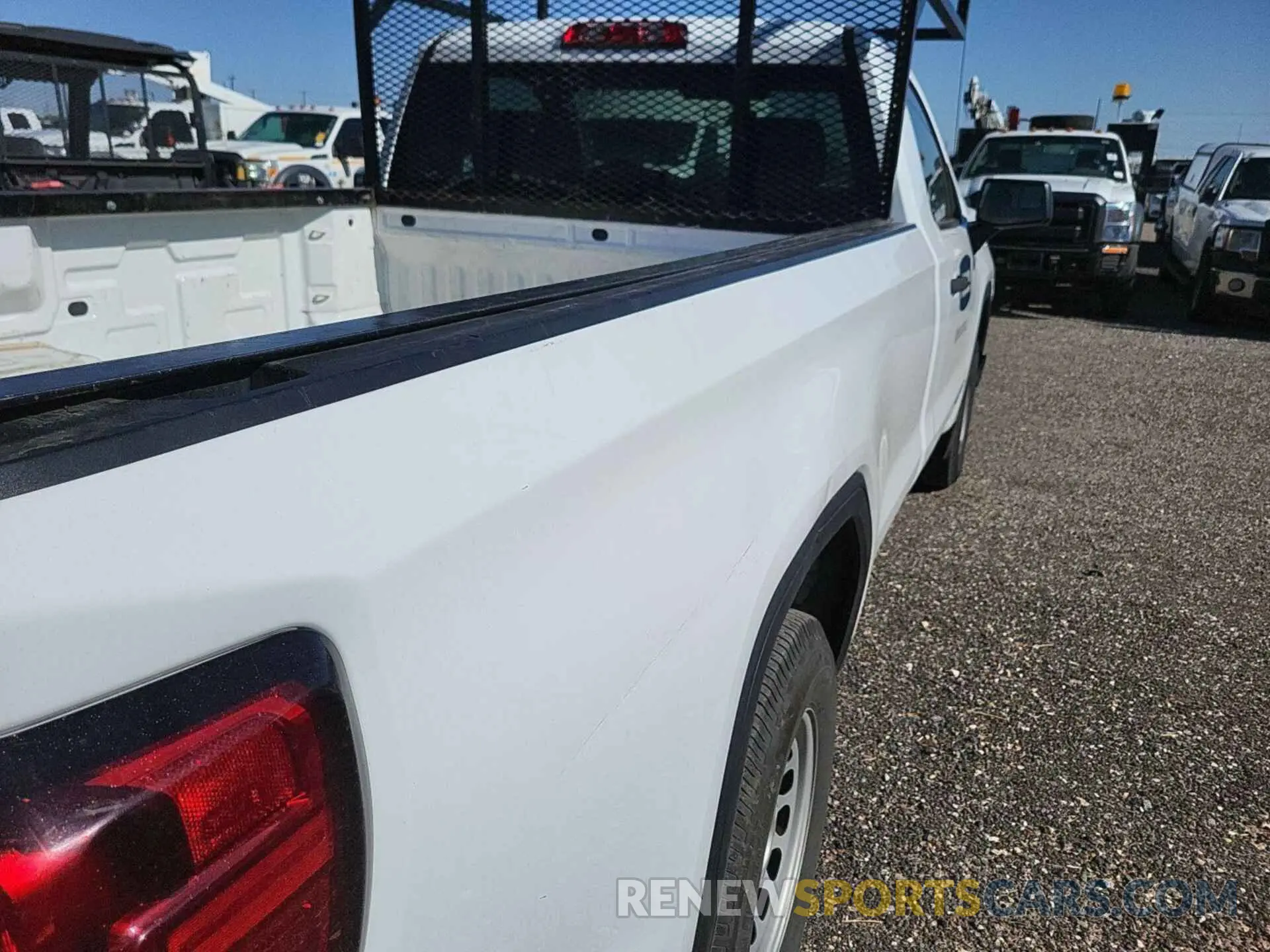 16 Photograph of a damaged car 3GTN8AEF8KG189531 GMC SIERRA 2019