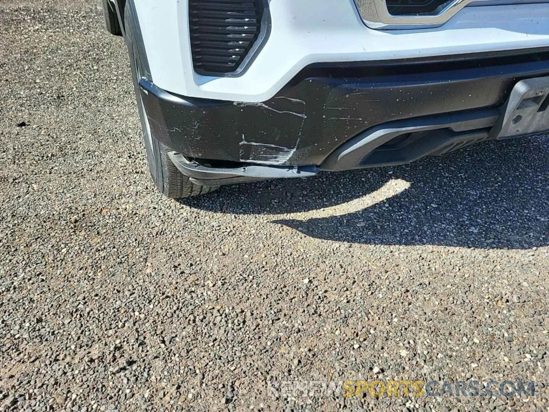 6 Photograph of a damaged car 3GTN8AEF8KG189531 GMC SIERRA 2019