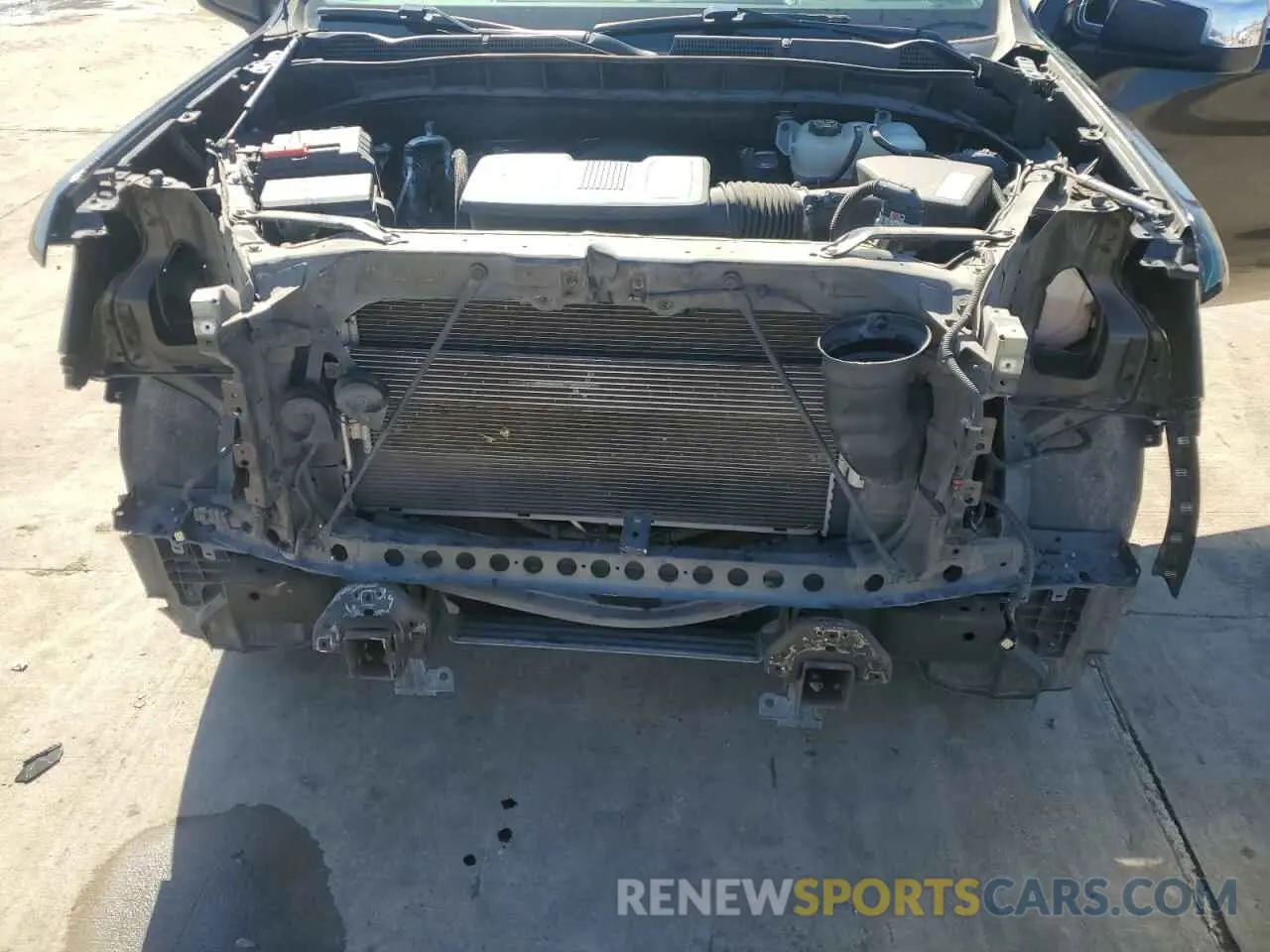11 Photograph of a damaged car 3GTP8BED1KG108222 GMC SIERRA 2019
