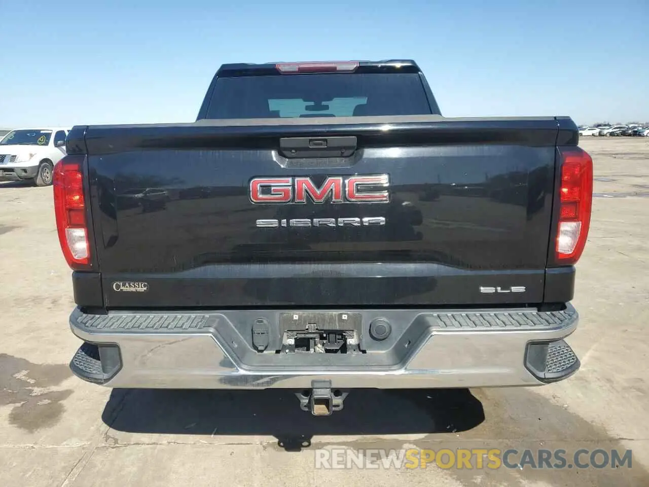 6 Photograph of a damaged car 3GTP8BED1KG108222 GMC SIERRA 2019