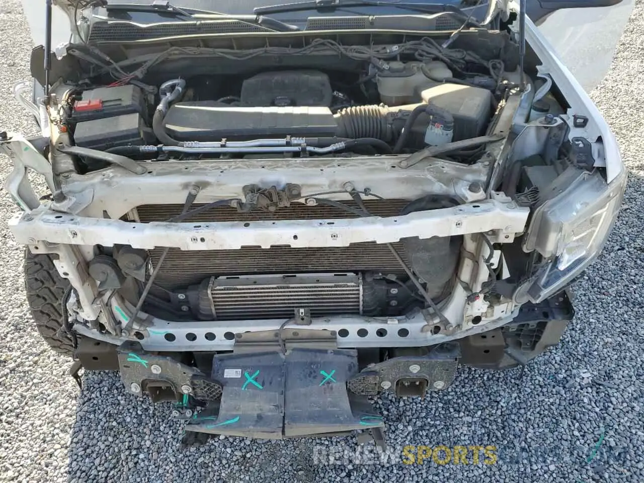 11 Photograph of a damaged car 3GTP8BEK1KG253663 GMC SIERRA 2019
