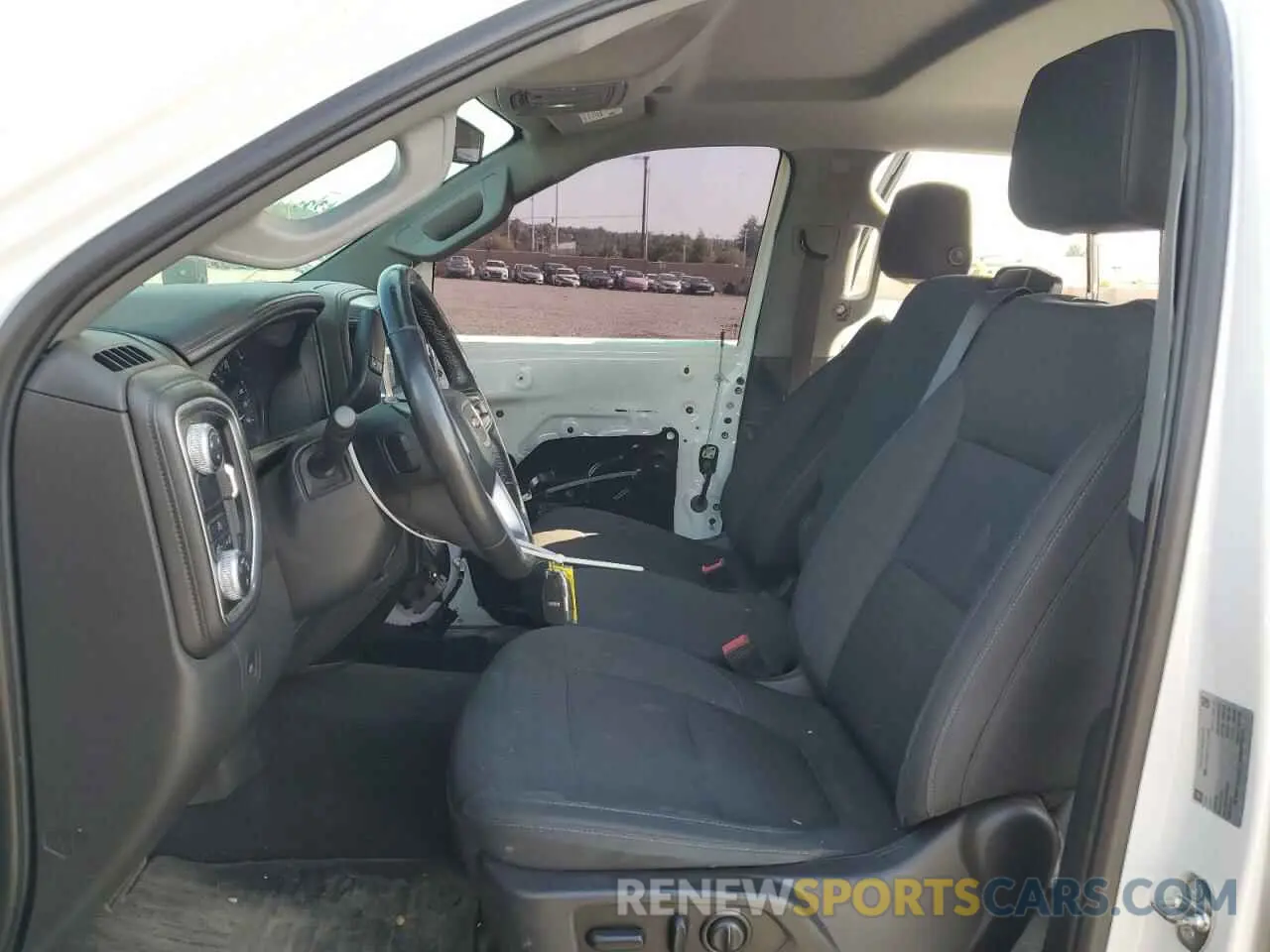 7 Photograph of a damaged car 3GTP8BEK1KG253663 GMC SIERRA 2019