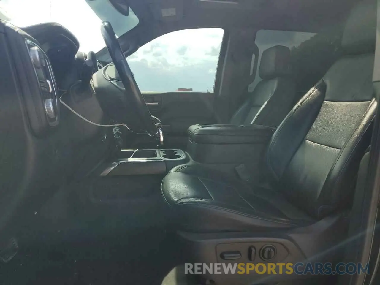 7 Photograph of a damaged car 3GTP8DED7KG227114 GMC SIERRA 2019