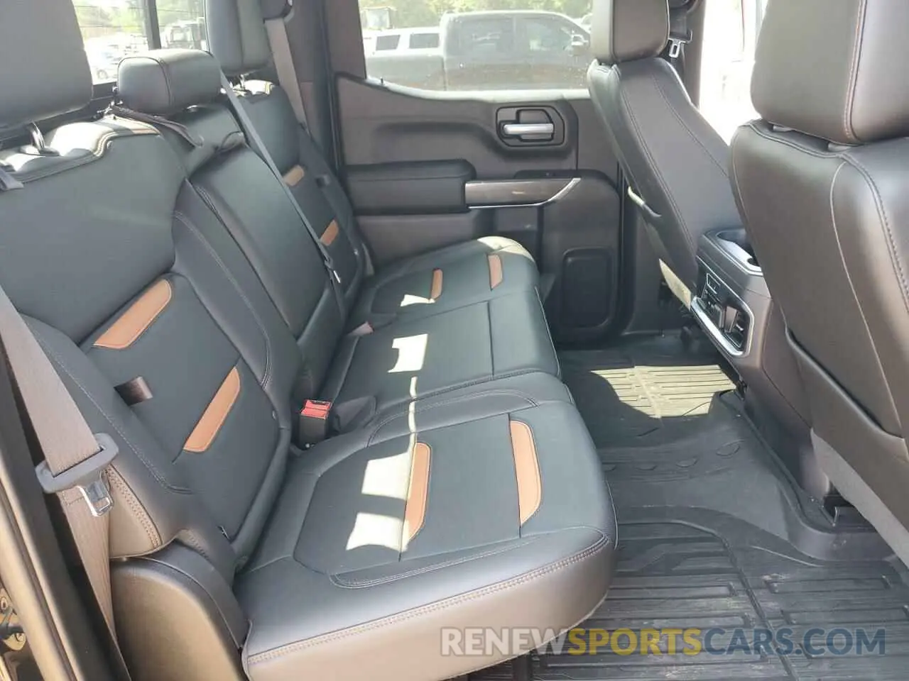 11 Photograph of a damaged car 3GTP9EEL3KG105280 GMC SIERRA 2019