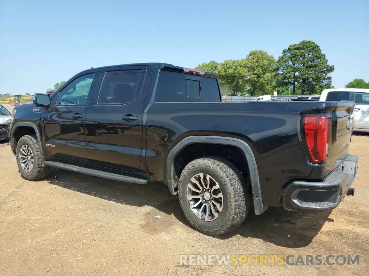 2 Photograph of a damaged car 3GTP9EEL3KG105280 GMC SIERRA 2019
