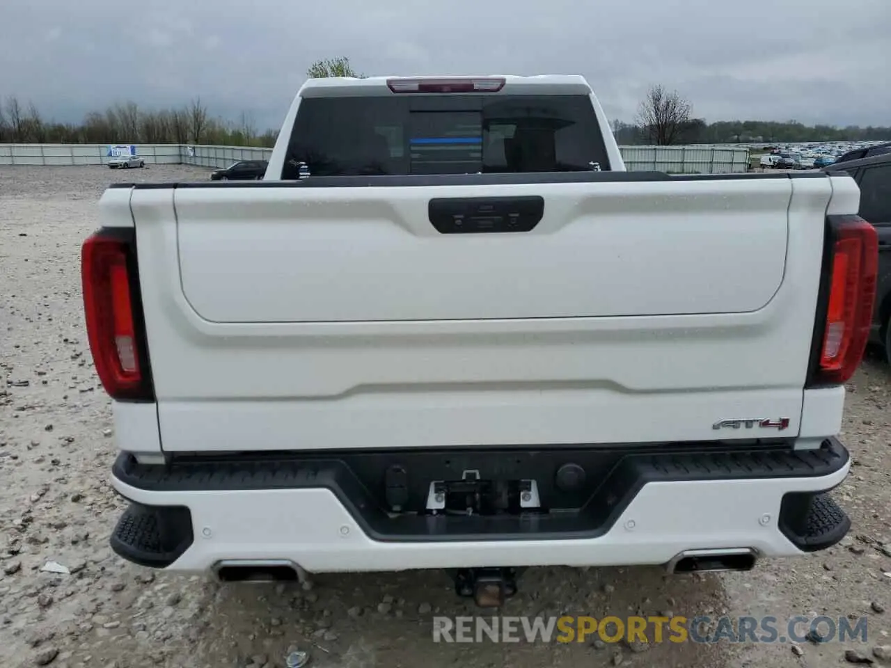 6 Photograph of a damaged car 3GTP9EEL3KG109796 GMC SIERRA 2019