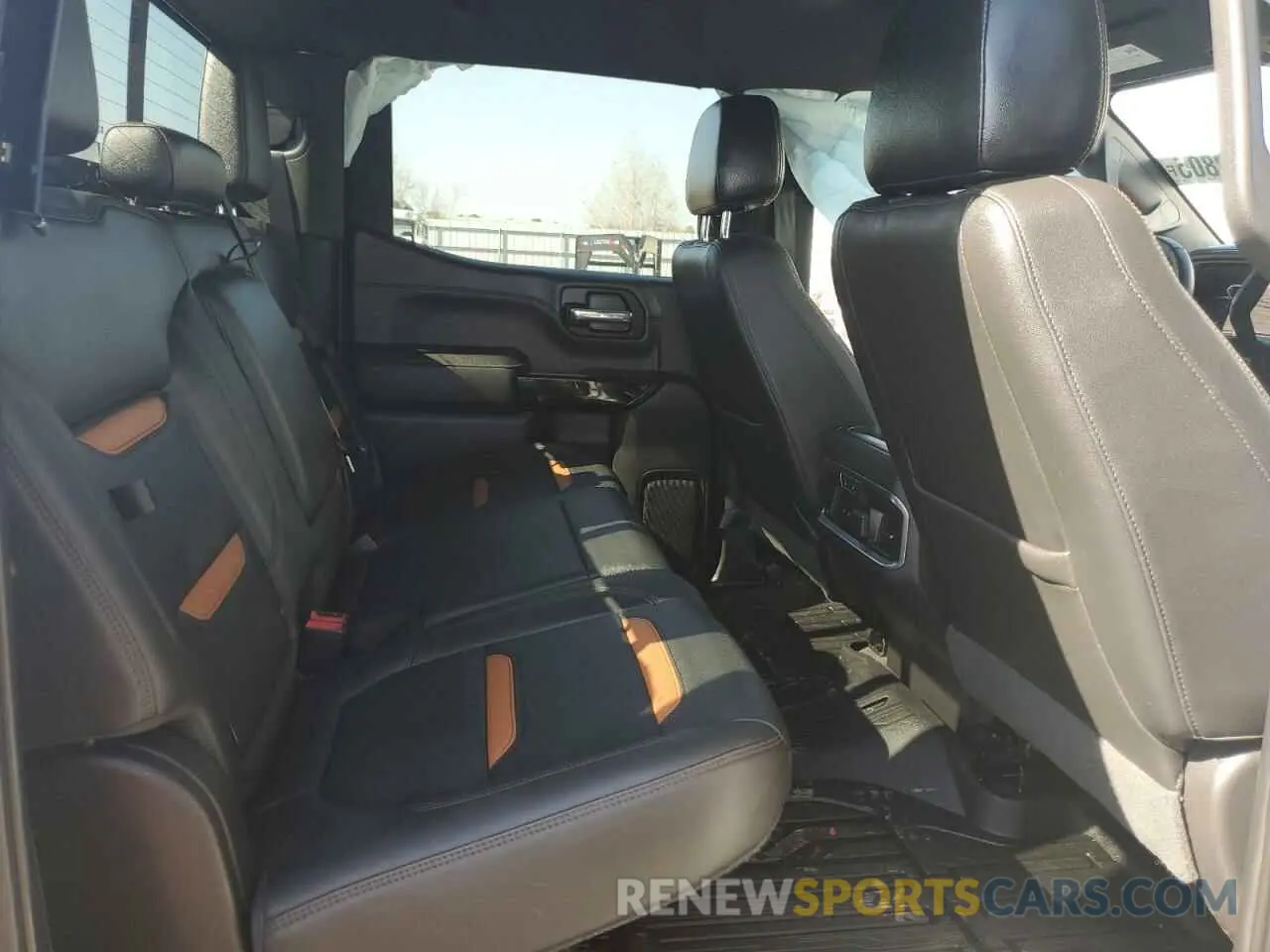 10 Photograph of a damaged car 3GTP9EEL3KG218274 GMC SIERRA 2019