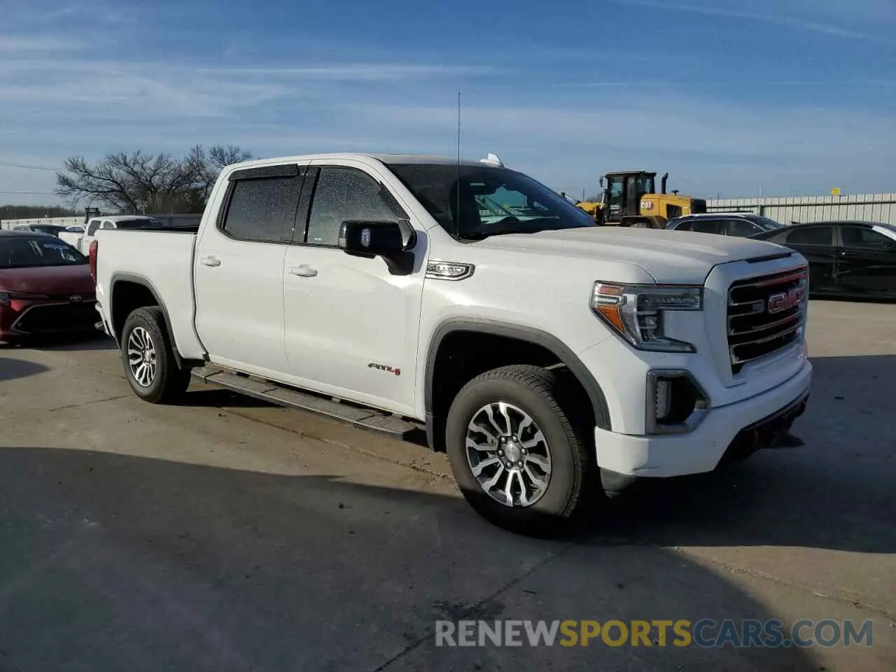 4 Photograph of a damaged car 3GTP9EEL8KG254039 GMC SIERRA 2019