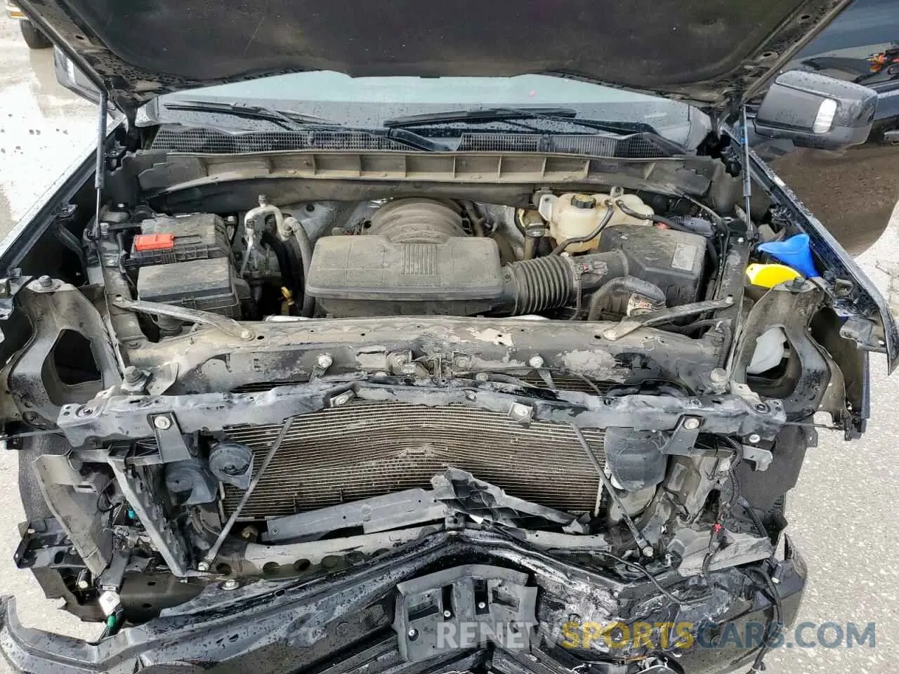 11 Photograph of a damaged car 3GTP9EEL9KG231658 GMC SIERRA 2019