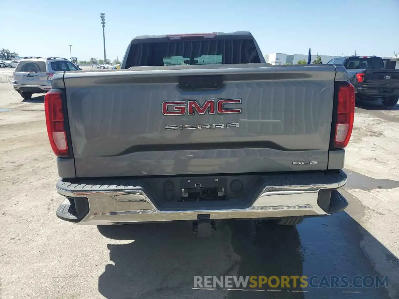 6 Photograph of a damaged car 3GTU8BED2KG193400 GMC SIERRA 2019