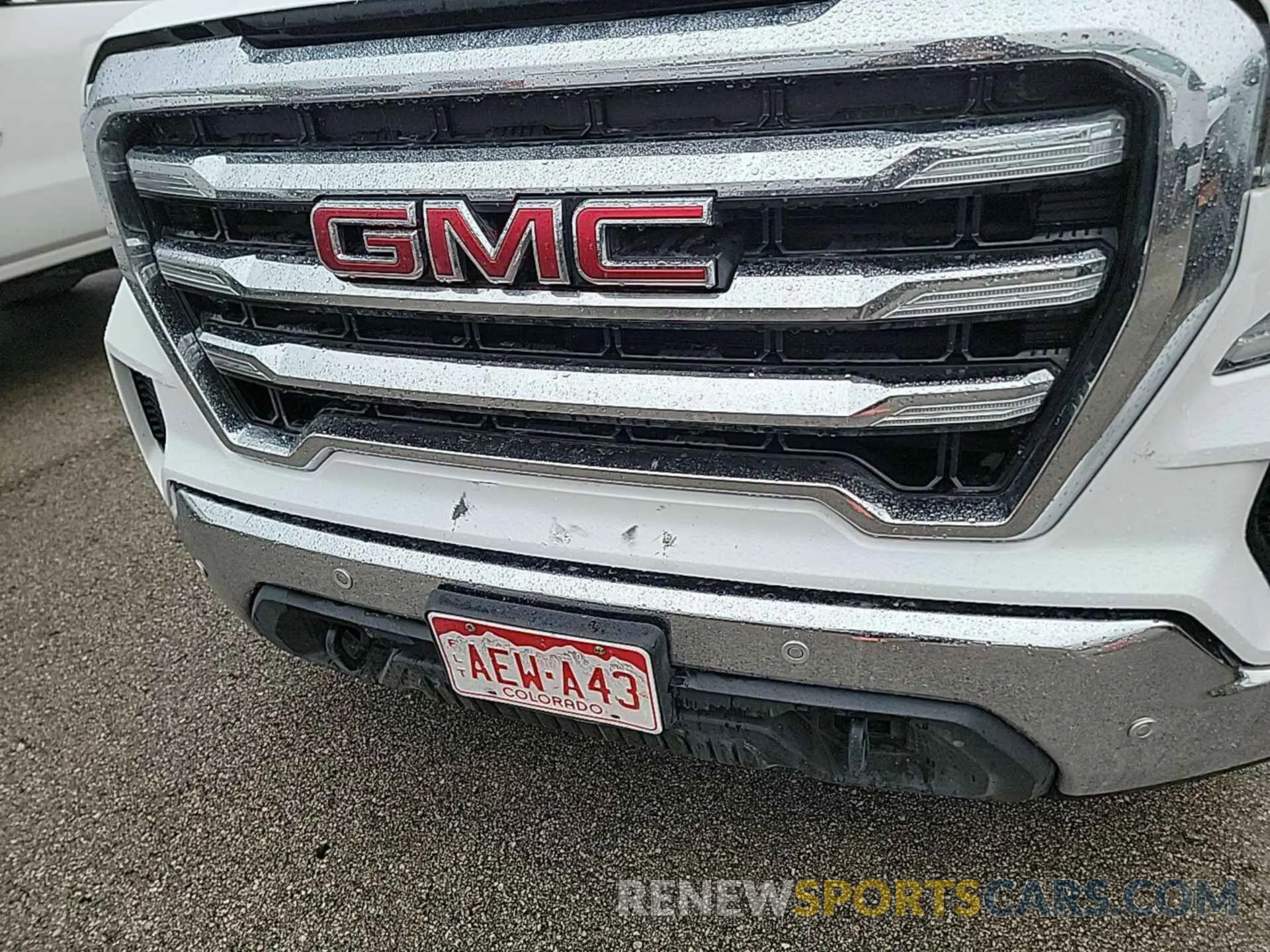 22 Photograph of a damaged car 3GTU9BED9KG226096 GMC SIERRA 2019