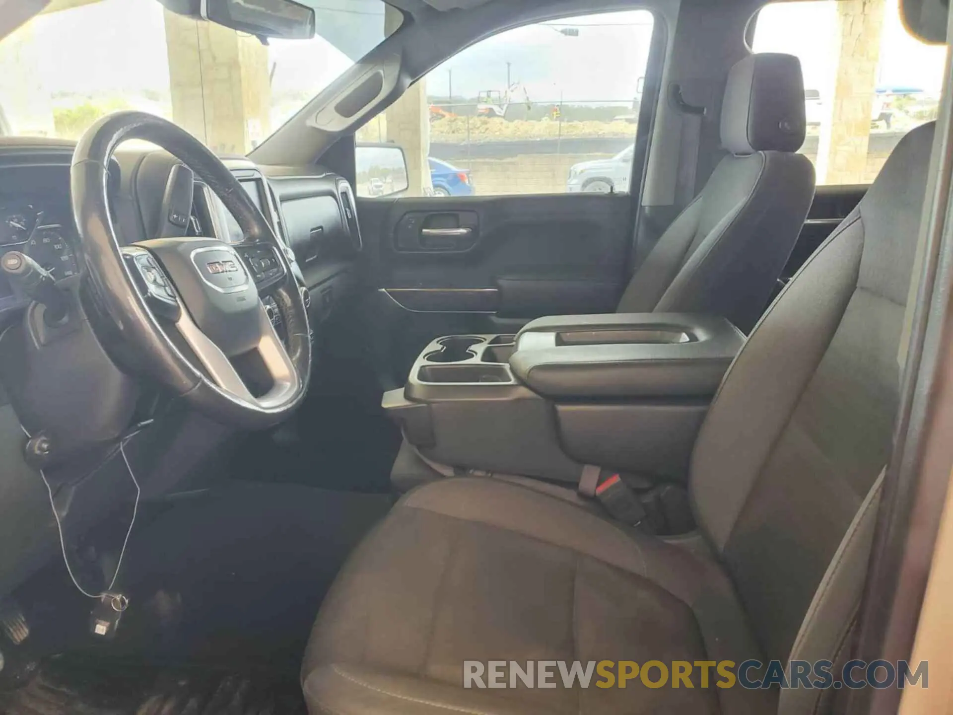 25 Photograph of a damaged car 3GTU9BED9KG226096 GMC SIERRA 2019