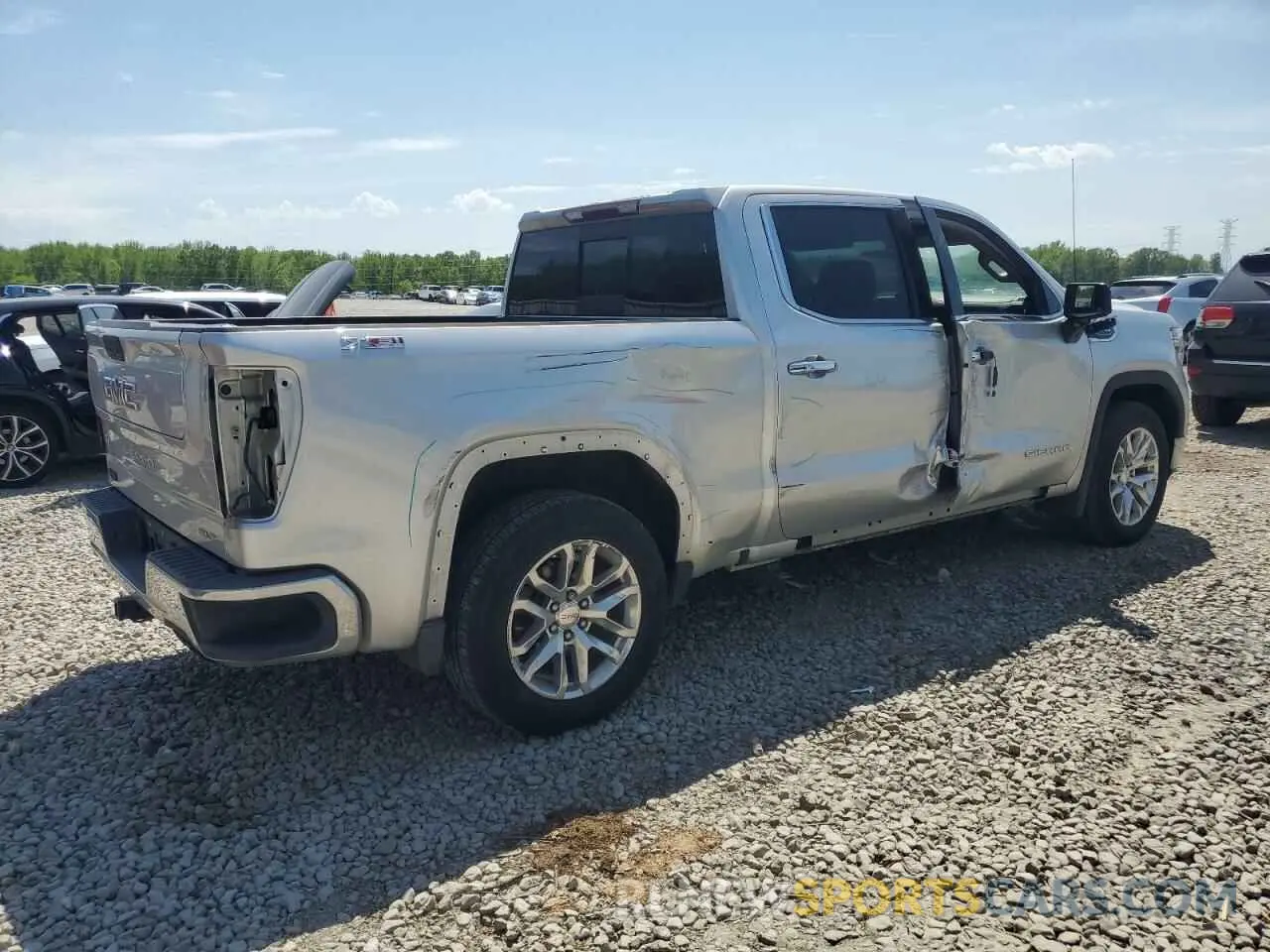 3 Photograph of a damaged car 3GTU9DED5KG238001 GMC SIERRA 2019