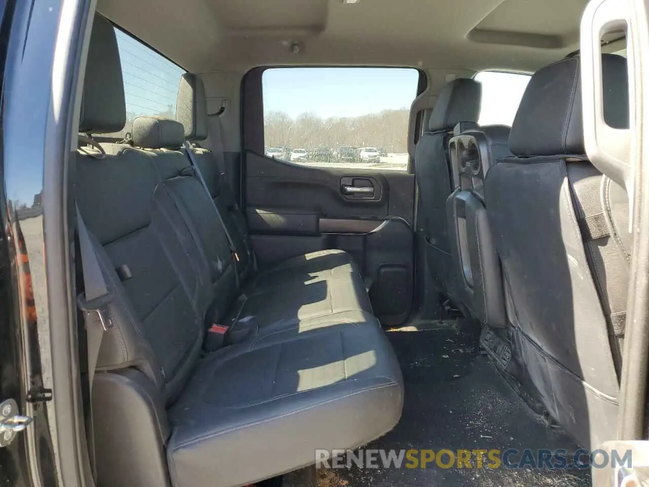 10 Photograph of a damaged car 3GTU9DED6KG257110 GMC SIERRA 2019