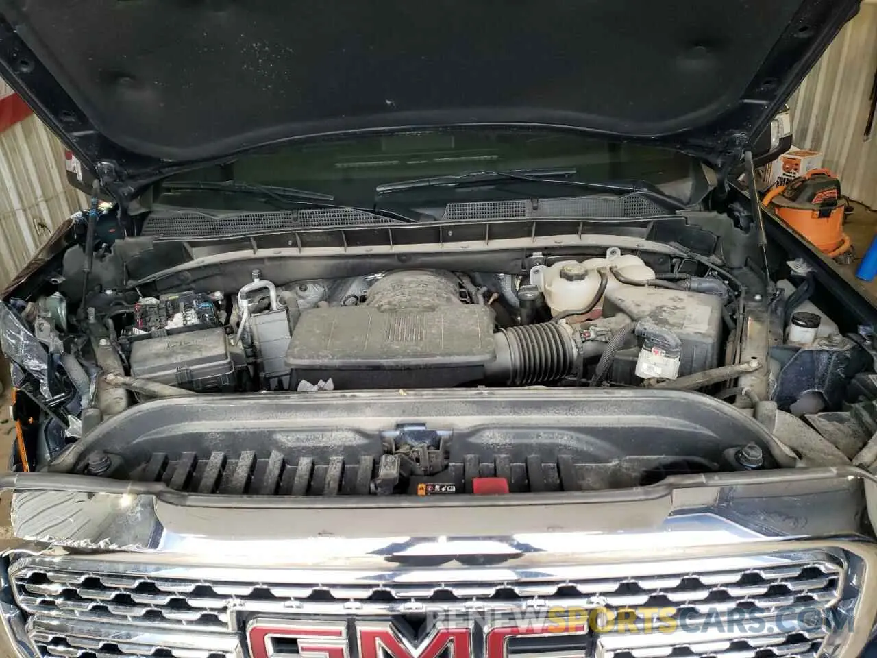 11 Photograph of a damaged car 3GTU9FEL0KG267683 GMC SIERRA 2019