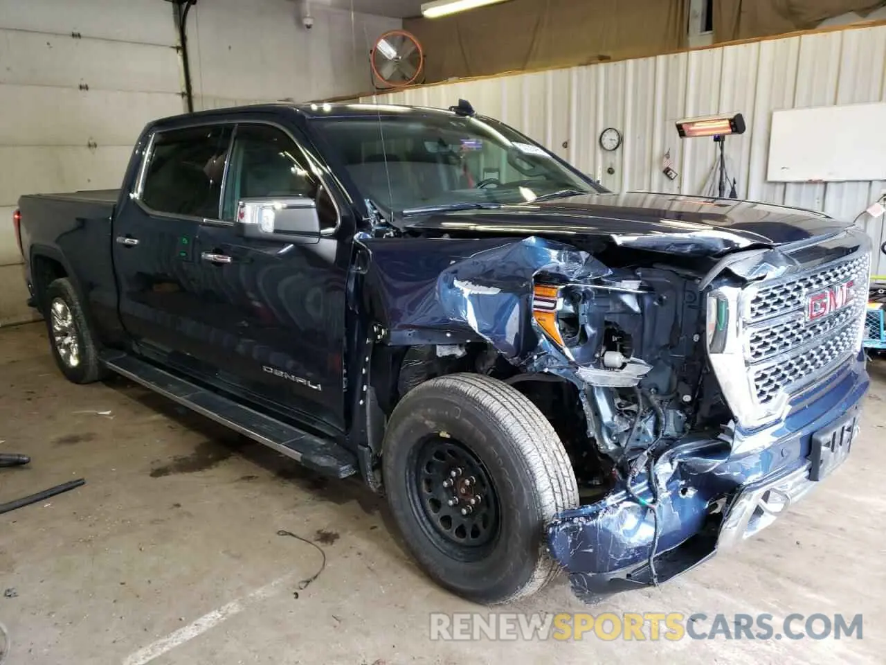 4 Photograph of a damaged car 3GTU9FEL0KG267683 GMC SIERRA 2019