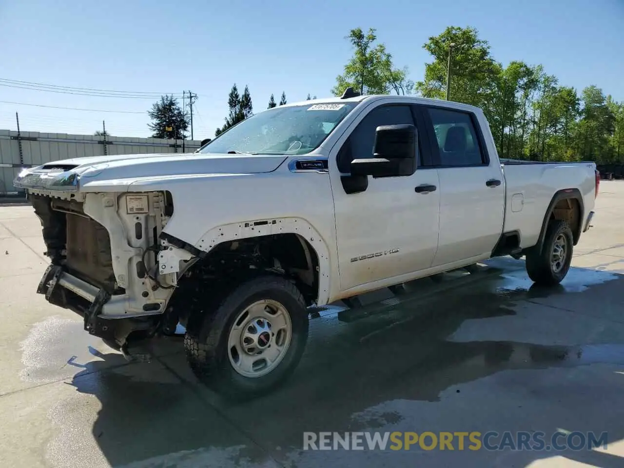 1 Photograph of a damaged car 1GT19LE71LF252827 GMC SIERRA 2020