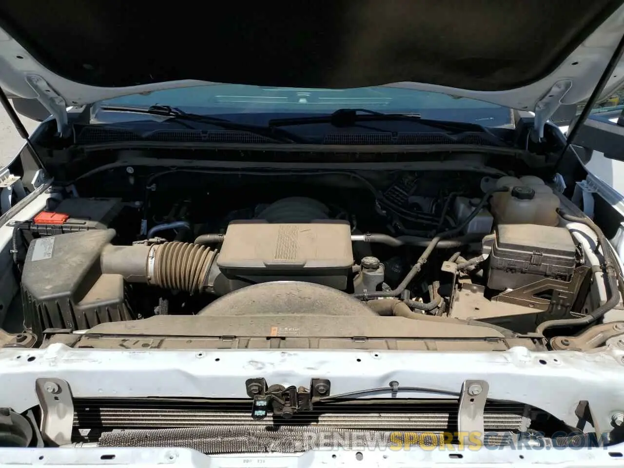 11 Photograph of a damaged car 1GT19LE71LF252827 GMC SIERRA 2020