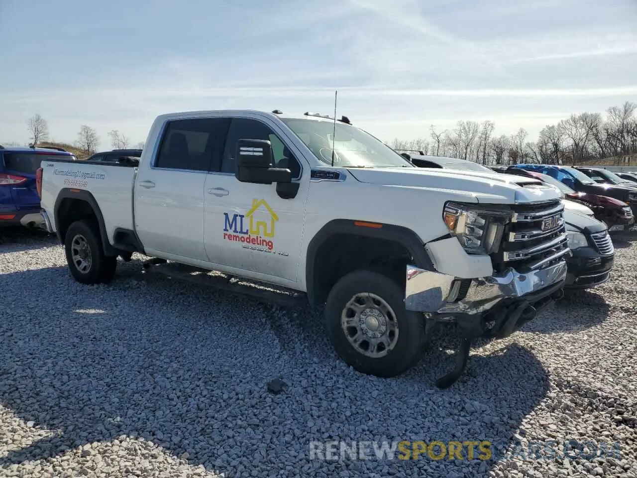 4 Photograph of a damaged car 1GT19ME78LF188372 GMC SIERRA 2020
