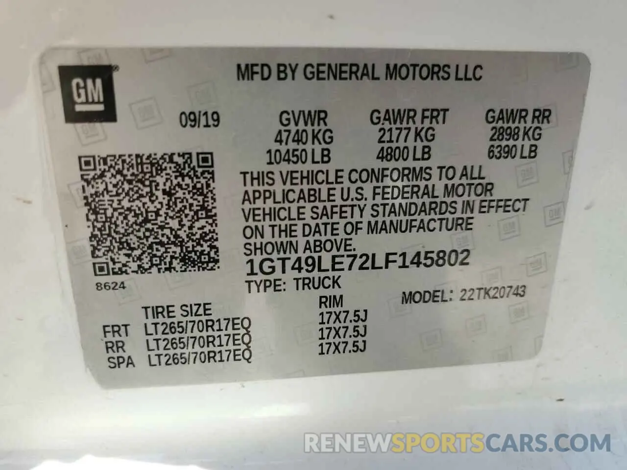 12 Photograph of a damaged car 1GT49LE72LF145802 GMC SIERRA 2020