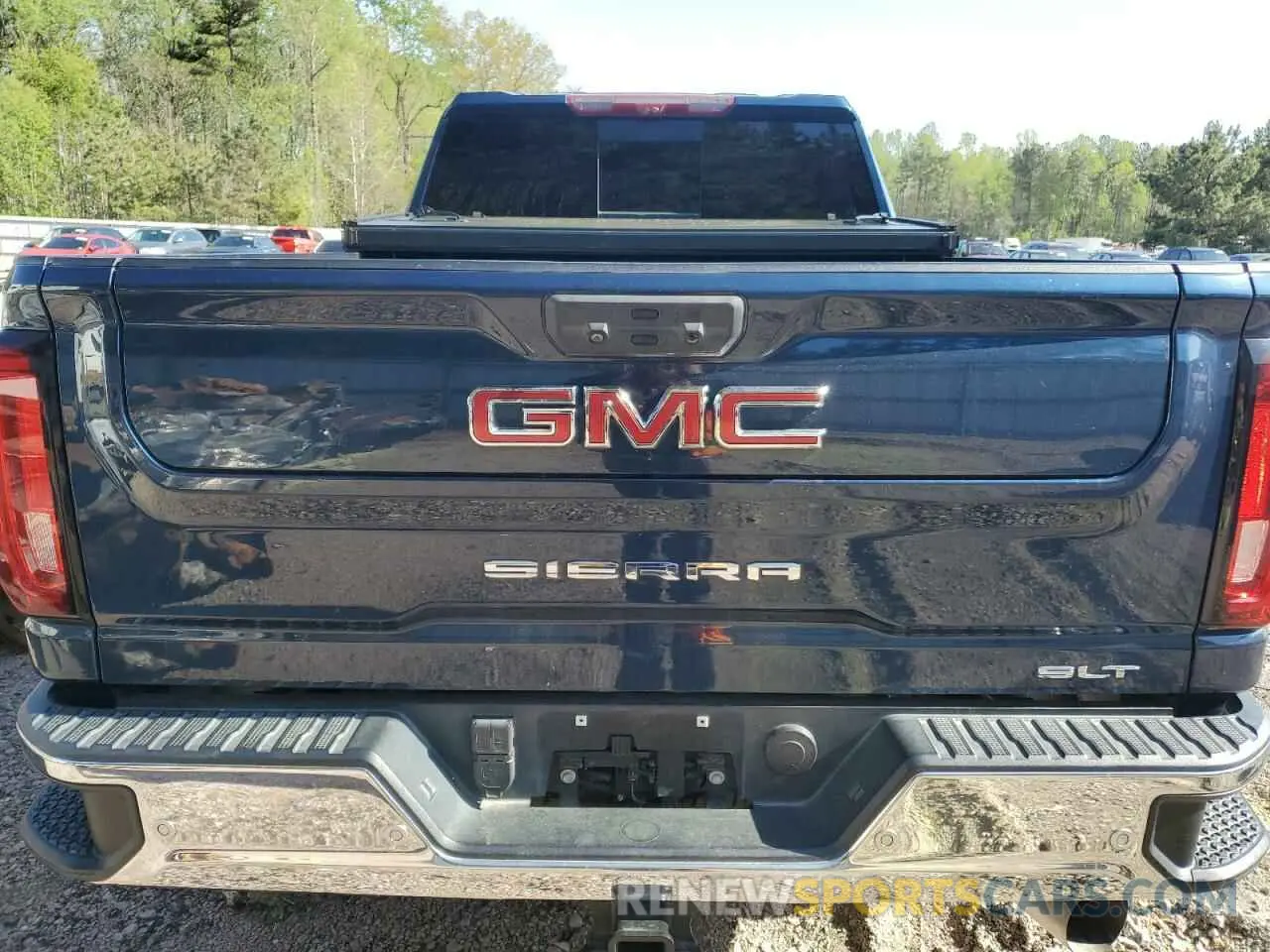 10 Photograph of a damaged car 1GT49NEY2LF161437 GMC SIERRA 2020