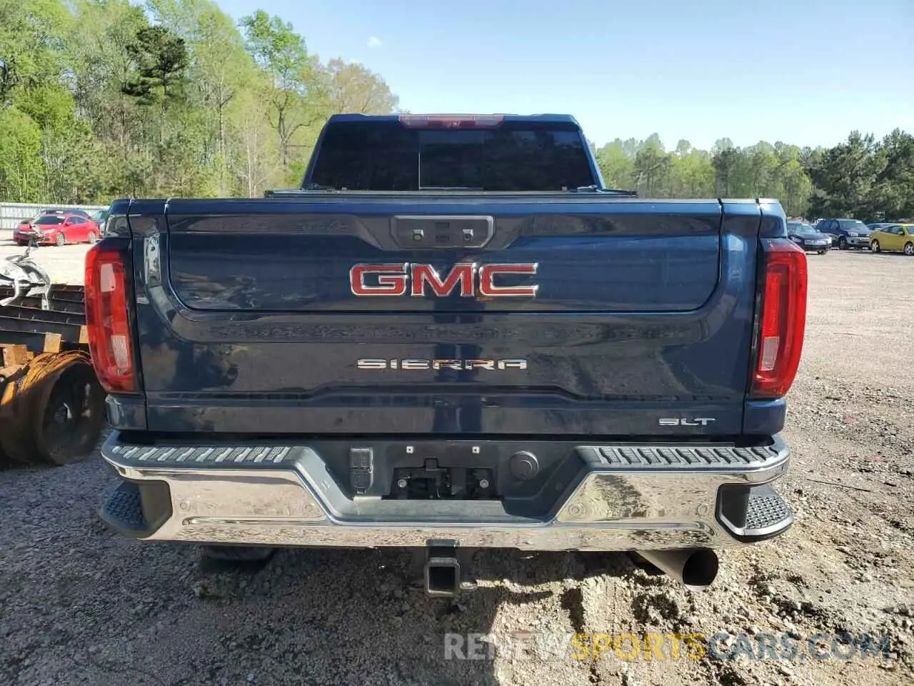 6 Photograph of a damaged car 1GT49NEY2LF161437 GMC SIERRA 2020