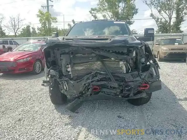 14 Photograph of a damaged car 1GT49PEY0LF116721 GMC SIERRA 2020