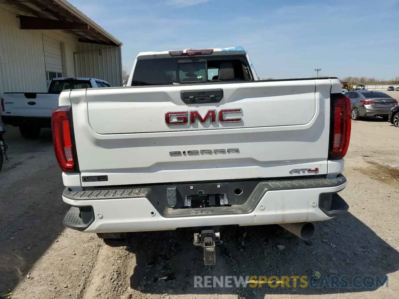 6 Photograph of a damaged car 1GT49PEY4LF270896 GMC SIERRA 2020