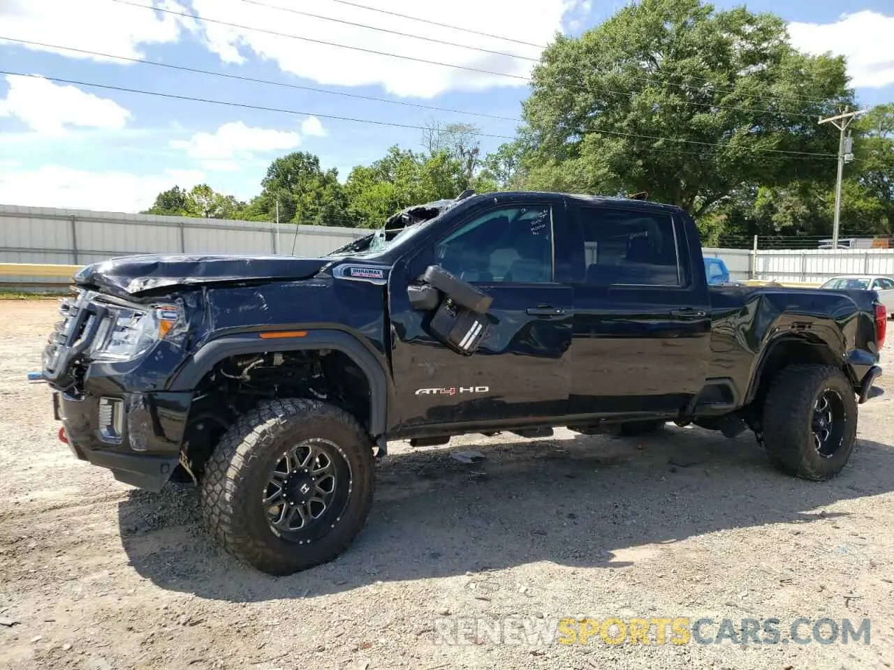 1 Photograph of a damaged car 1GT49PEY5LF221464 GMC SIERRA 2020