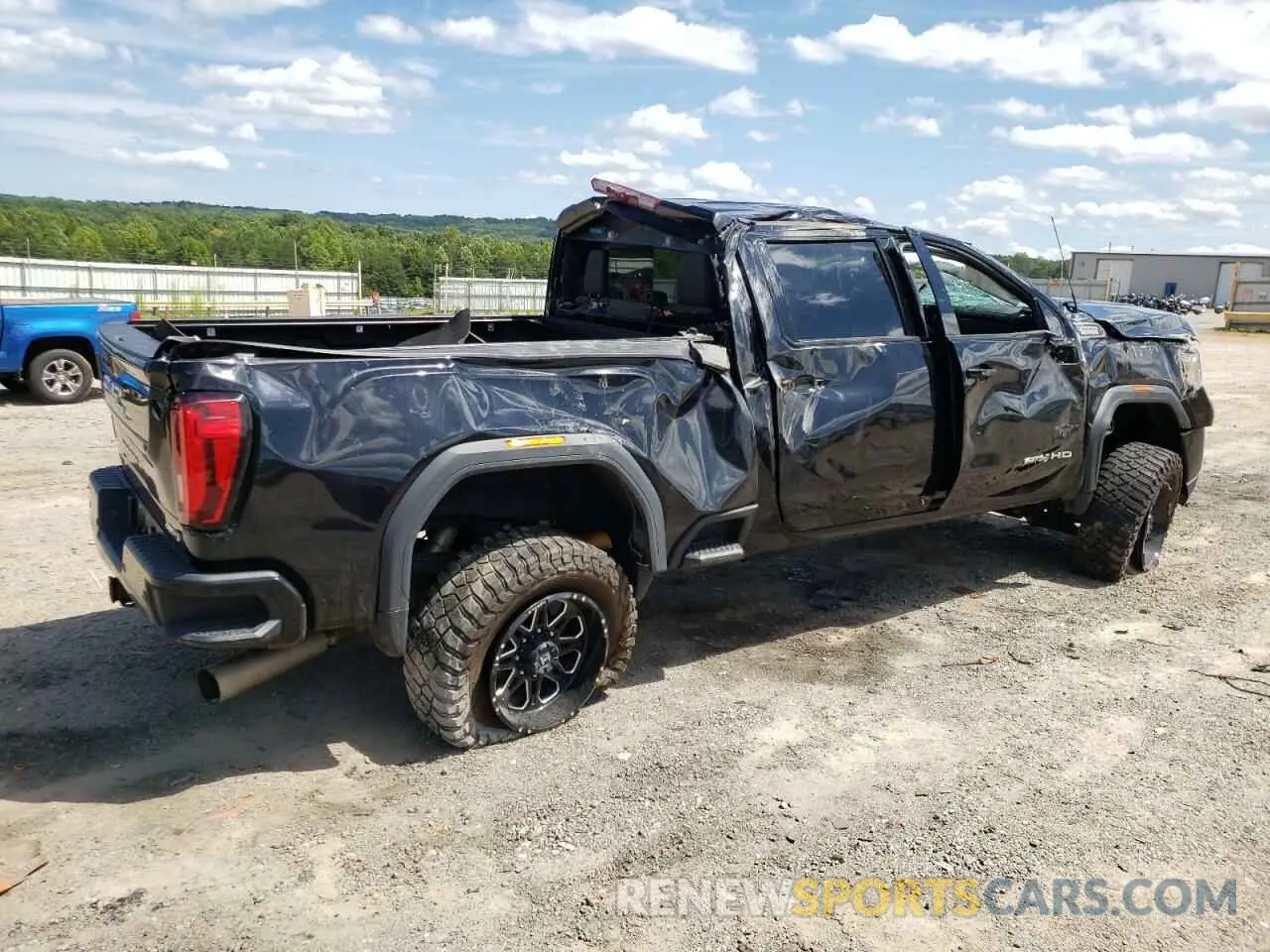3 Photograph of a damaged car 1GT49PEY5LF221464 GMC SIERRA 2020