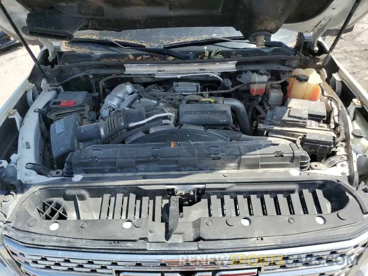 12 Photograph of a damaged car 1GT49REY1LF225393 GMC SIERRA 2020