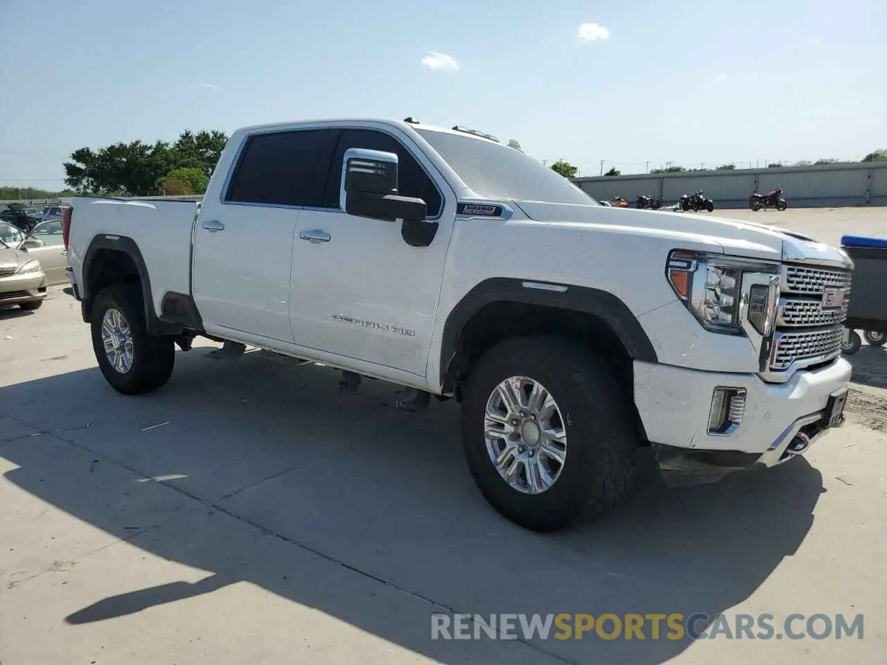 4 Photograph of a damaged car 1GT49REY1LF225393 GMC SIERRA 2020