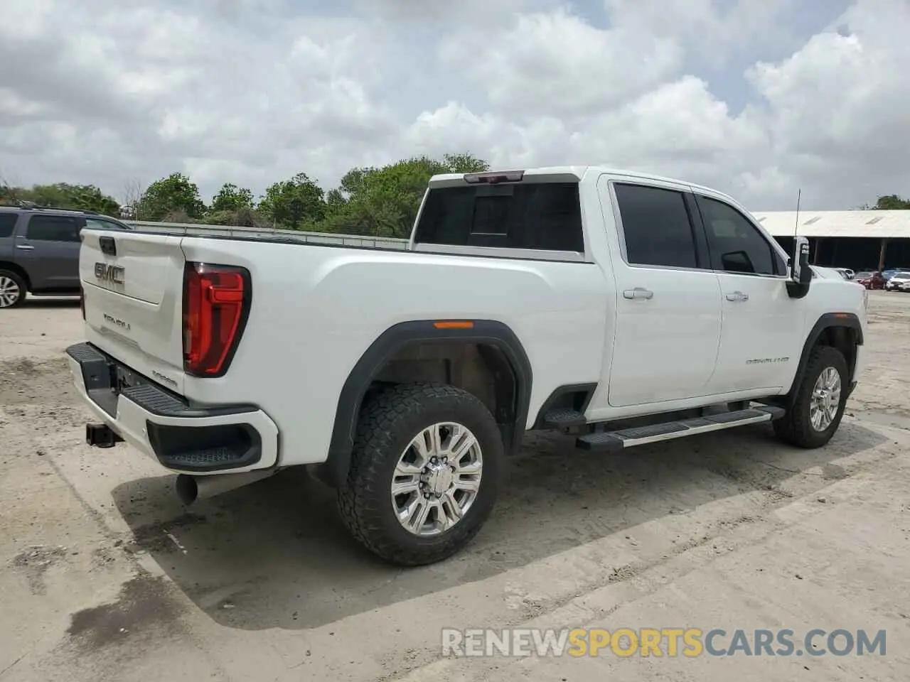 3 Photograph of a damaged car 1GT49REY5LF210606 GMC SIERRA 2020