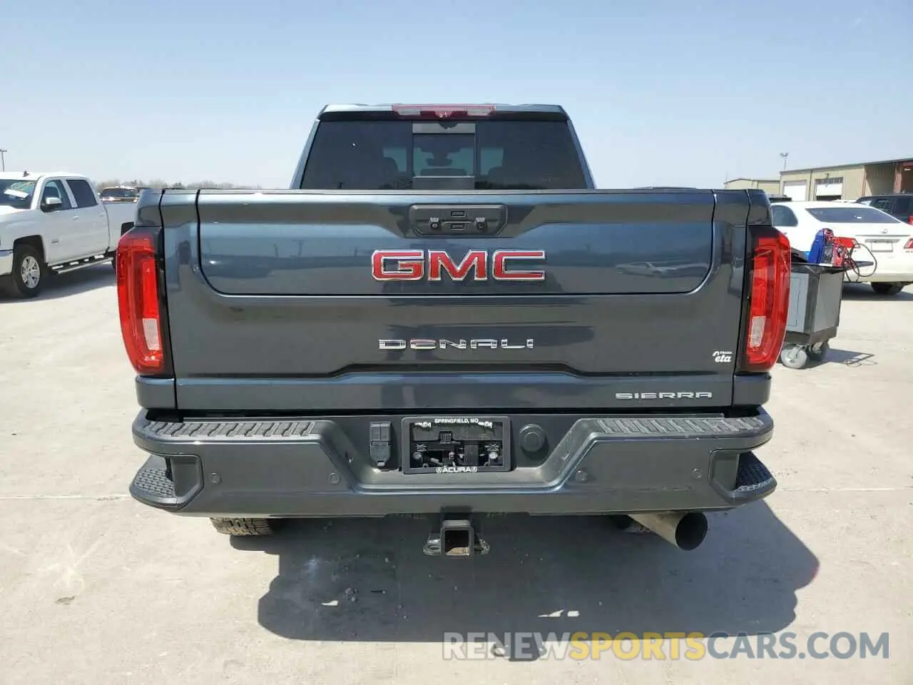 6 Photograph of a damaged car 1GT49REY8LF152488 GMC SIERRA 2020