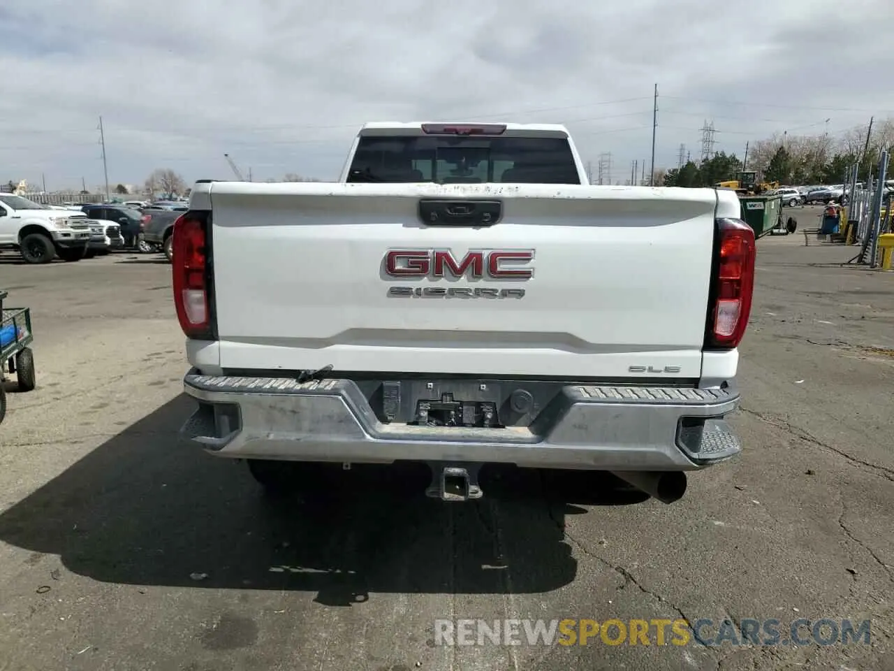 6 Photograph of a damaged car 1GT49TEY3LF217048 GMC SIERRA 2020
