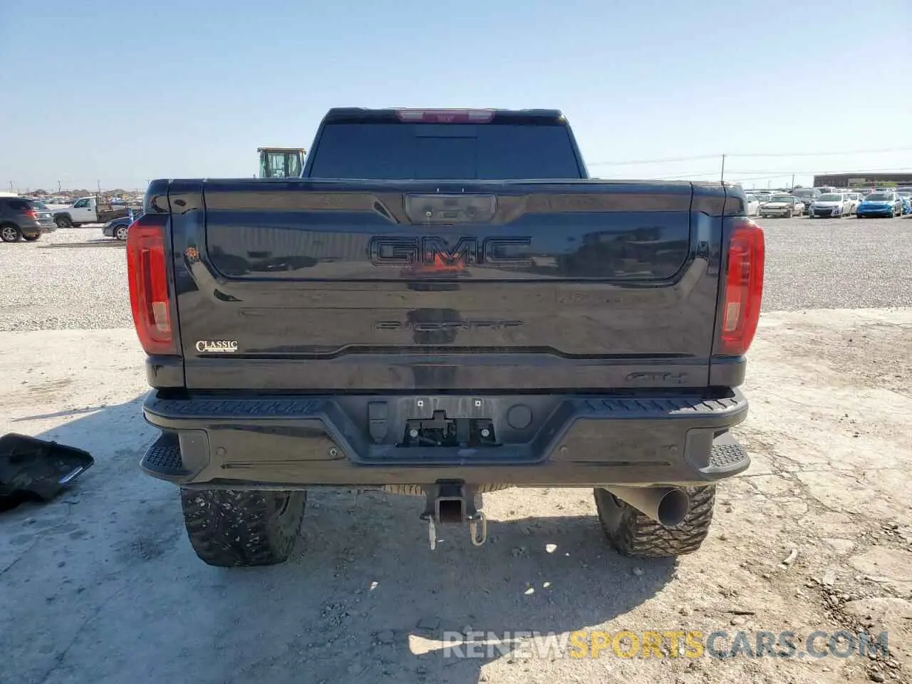 6 Photograph of a damaged car 1GT49VEY7LF315026 GMC SIERRA 2020