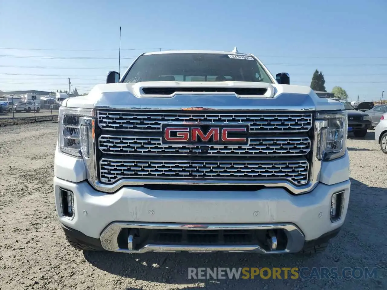5 Photograph of a damaged car 1GT49WEY4LF252764 GMC SIERRA 2020