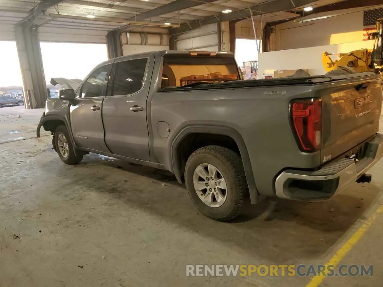 2 Photograph of a damaged car 1GTP9BEK6LZ176349 GMC SIERRA 2020