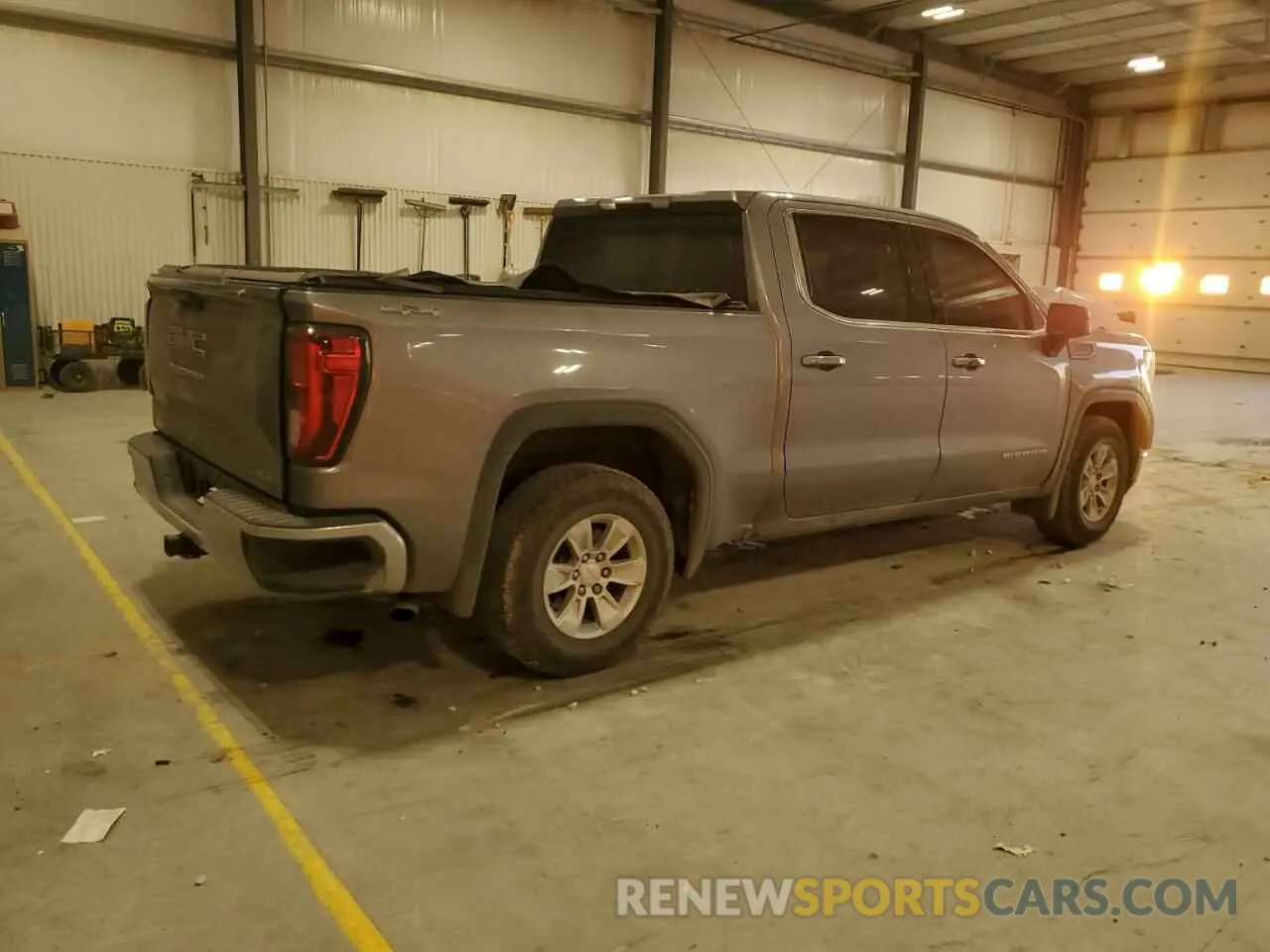 3 Photograph of a damaged car 1GTP9BEK6LZ176349 GMC SIERRA 2020