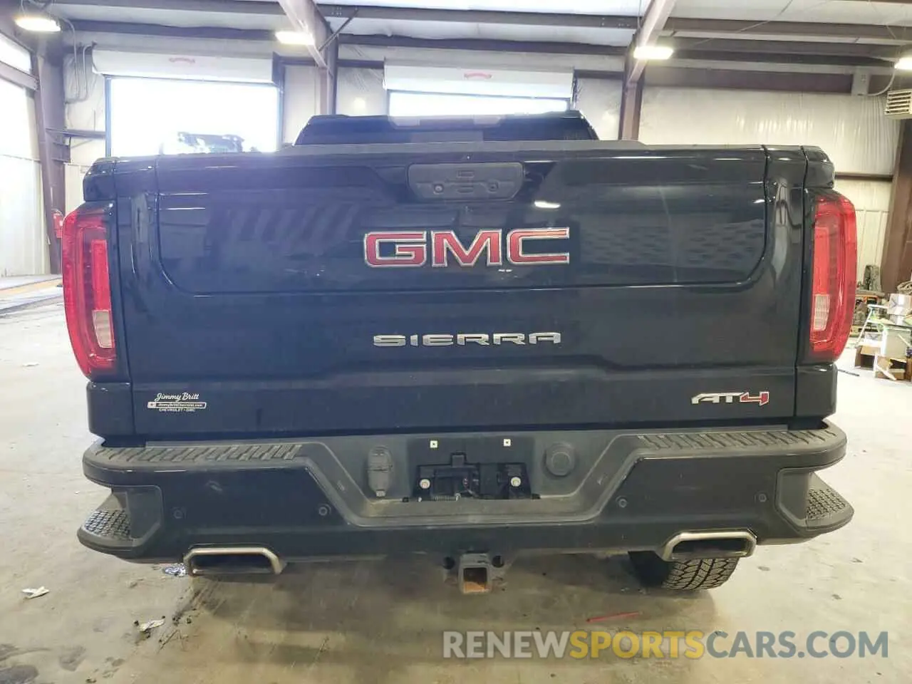 6 Photograph of a damaged car 1GTP9EED8LZ274575 GMC SIERRA 2020