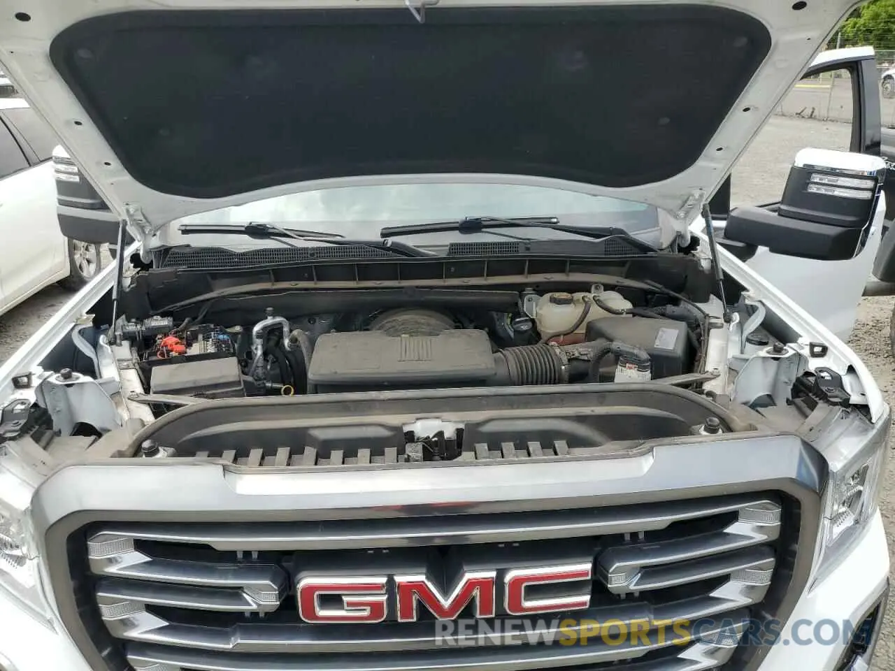 11 Photograph of a damaged car 1GTP9EEL5LZ210176 GMC SIERRA 2020