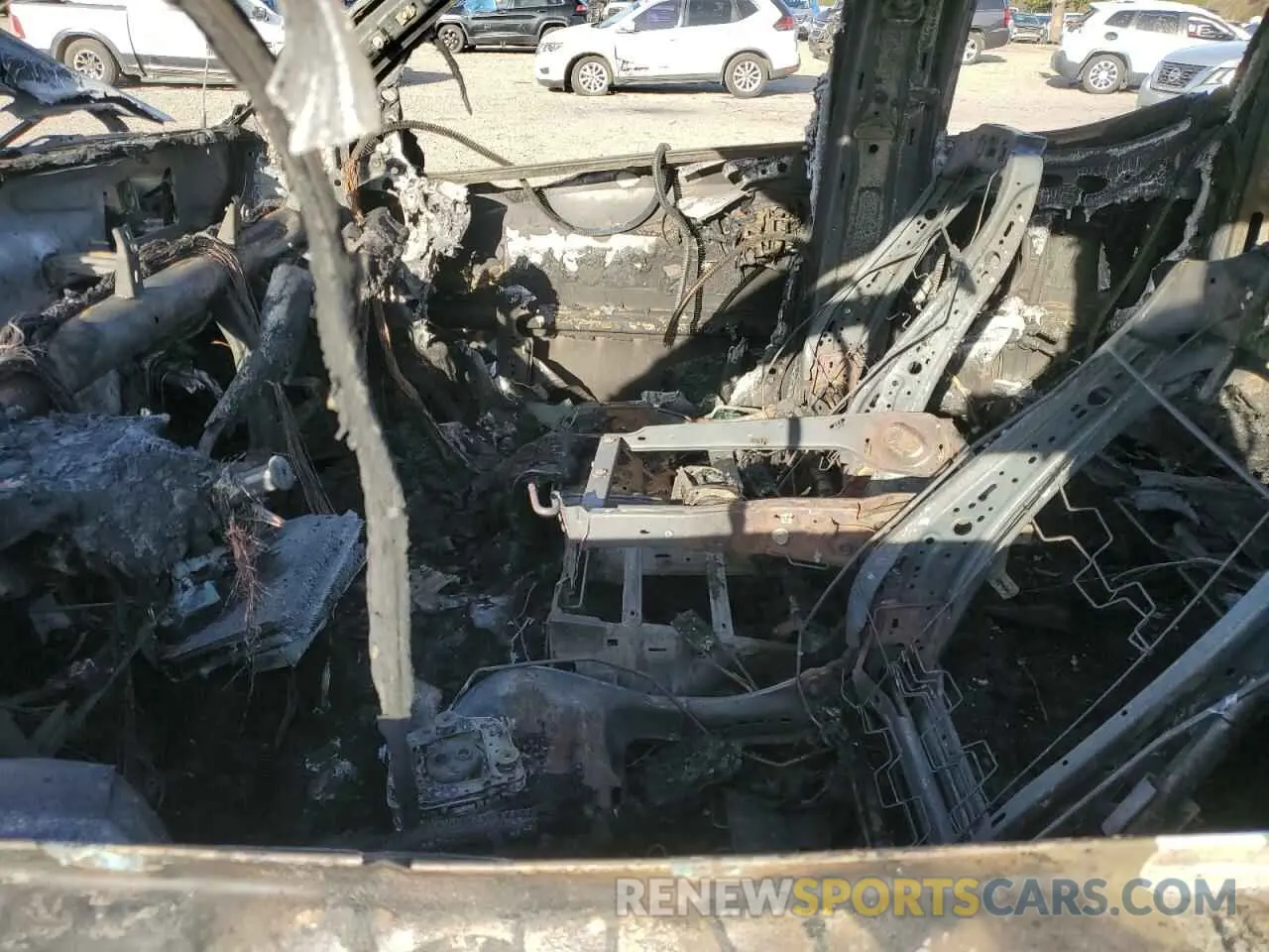 7 Photograph of a damaged car 1GTR8AEF0LZ322107 GMC SIERRA 2020