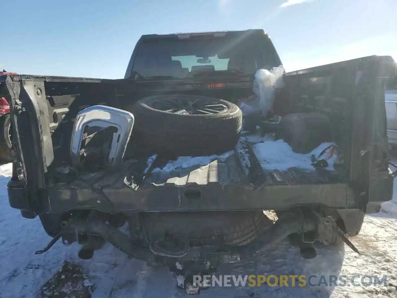 6 Photograph of a damaged car 1GTR9BED8LZ265656 GMC SIERRA 2020