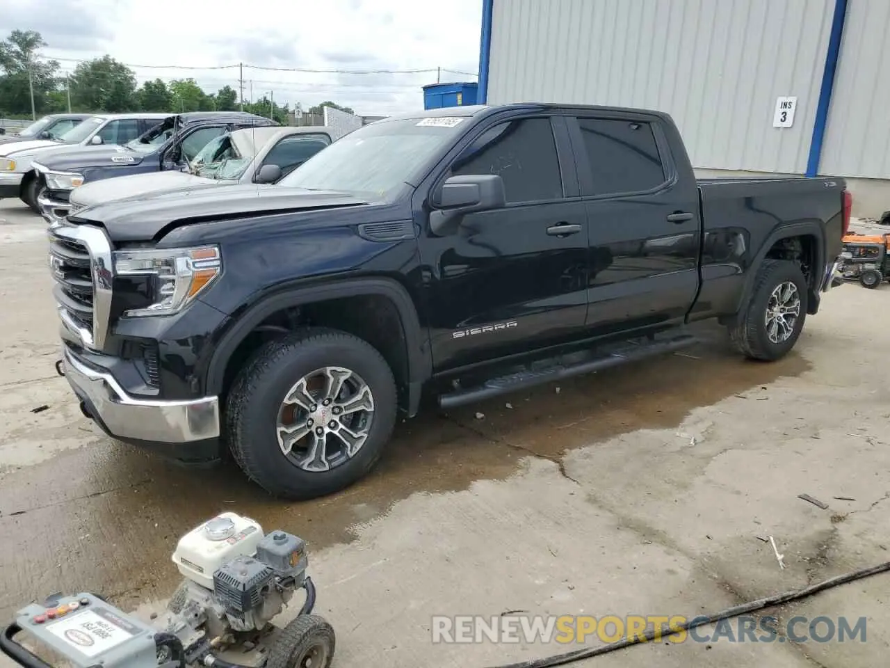 1 Photograph of a damaged car 1GTU9AEF8LZ209433 GMC SIERRA 2020