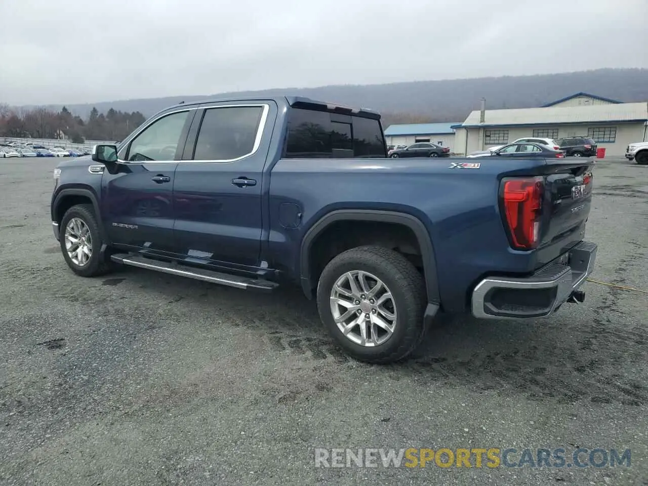 2 Photograph of a damaged car 1GTU9BED4LZ379891 GMC SIERRA 2020