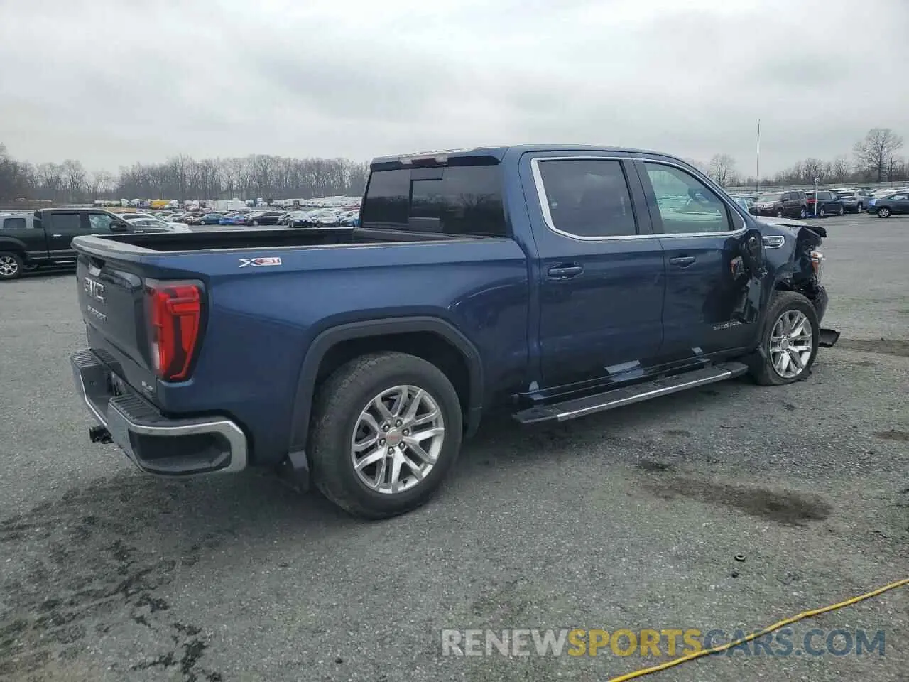 3 Photograph of a damaged car 1GTU9BED4LZ379891 GMC SIERRA 2020