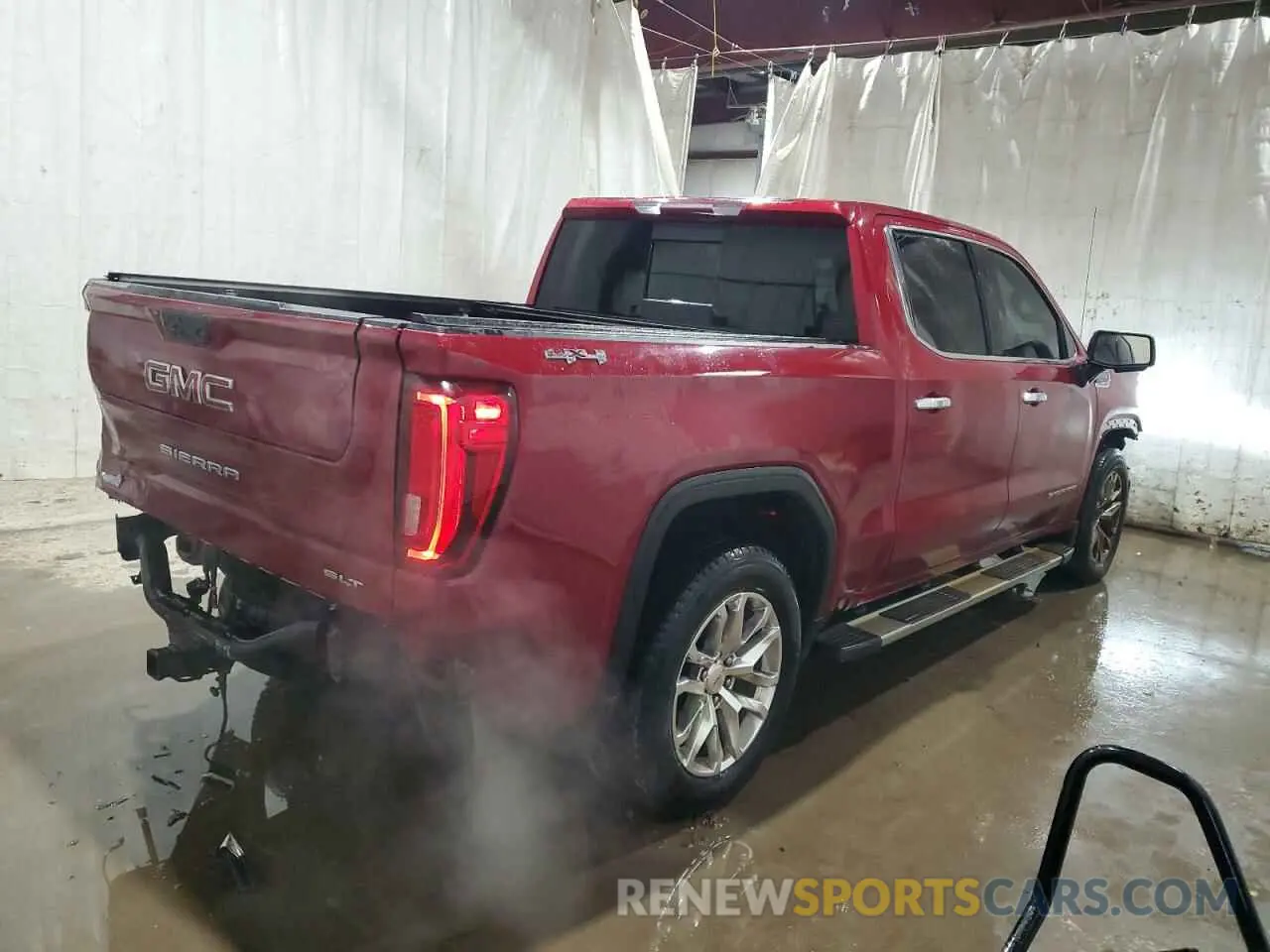 3 Photograph of a damaged car 1GTU9DED2LZ111482 GMC SIERRA 2020